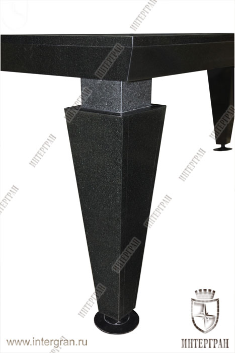 stol_chorniy_granit02